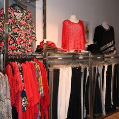 Ausgefallene und modische Kleidung finden und kaufen!